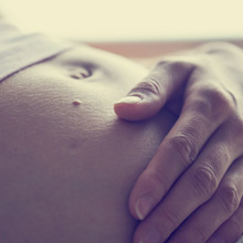 10 solutions contre les maux de ventre enceinte